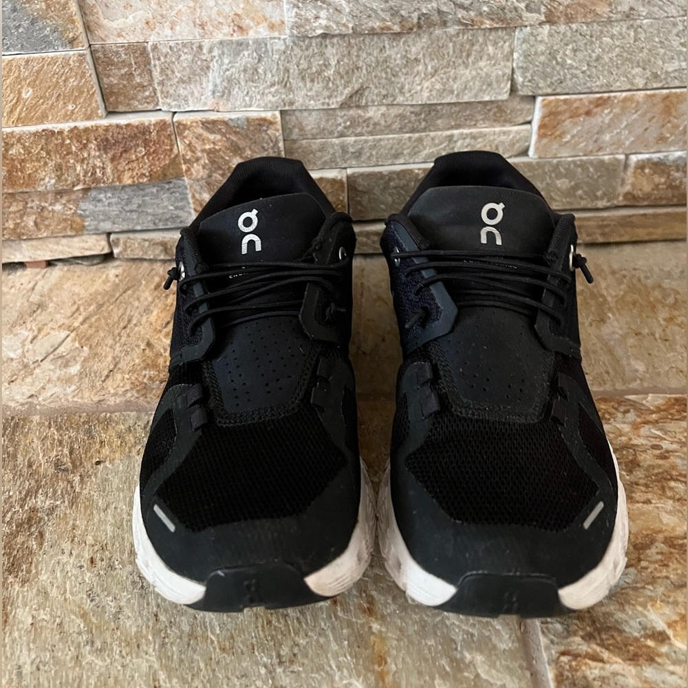 ON Running Women's Cloud 5 Running Shoes